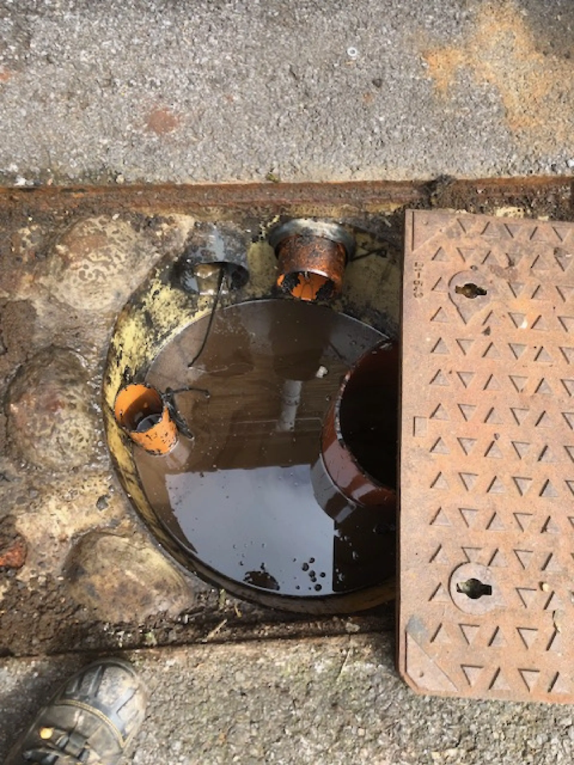 Collapsed or Damaged Pipes - CCTV Drain Survey